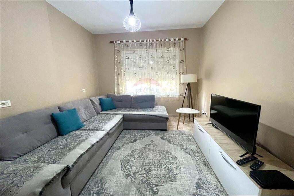 2+1 apartment by the street "Myslym Shyri"!