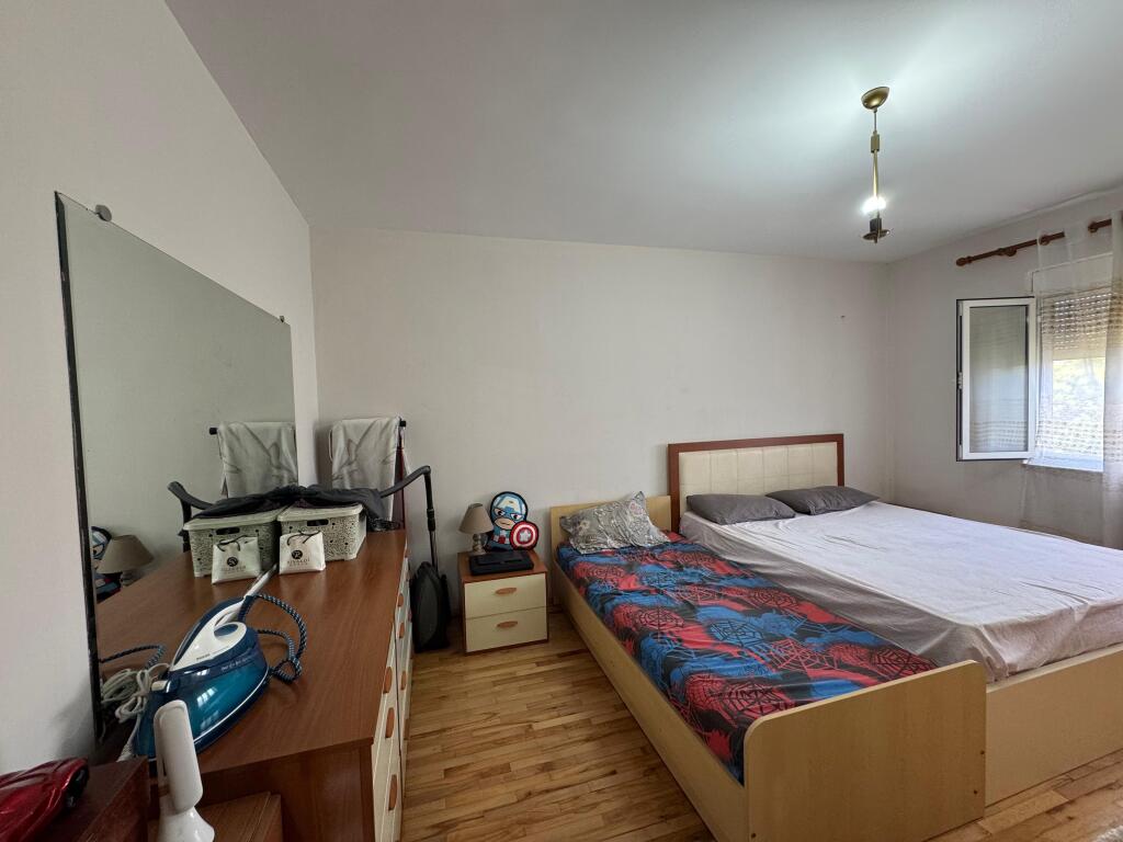 SHITET APARTAMENT 1+1 PRANE STACIONIT TE FUNDIT SE TIRANES SE RE