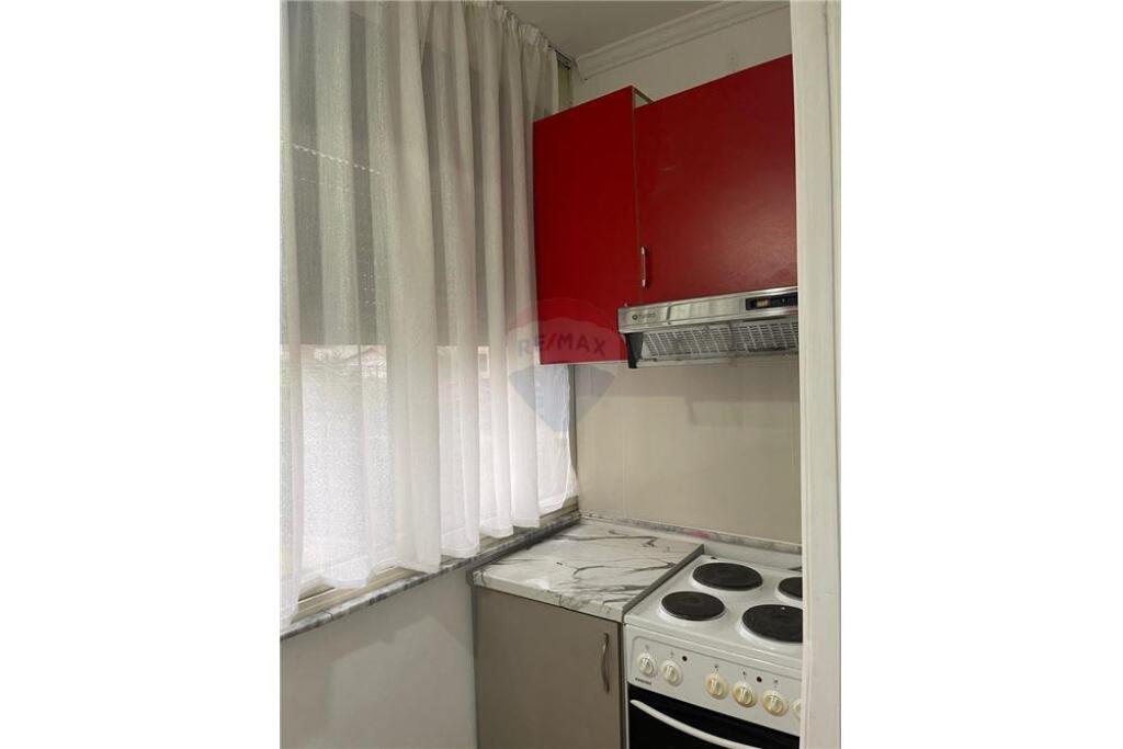 Apartment 1+1 for rent at Shkolla e Kuqe.