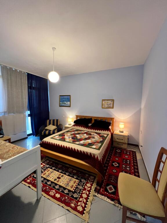 In vendita Casa a 2 Piani, "Shkembi i Kavajës", Durrës.