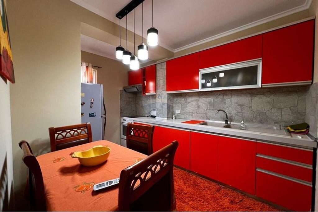 2+1 apartment for rent at Dinamo Stadium!
