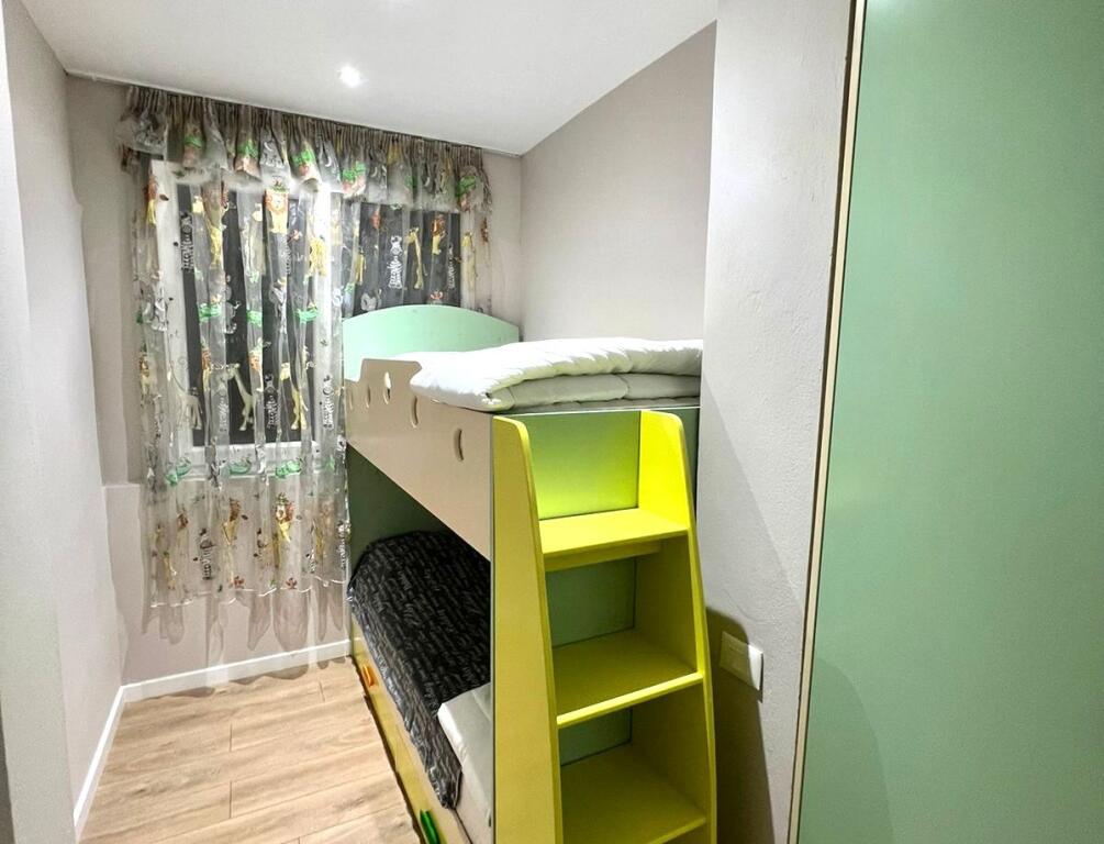 In Affitto: Appartamento 2+1 con Balcone || 📍Kodra e Diellit (Inizio) – 70m² || €620/mese – 2º Piano