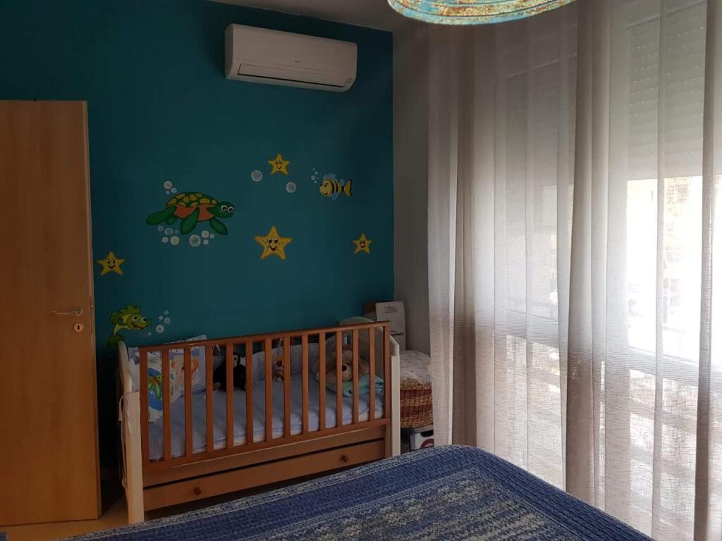 Apartment 1+1 for rent, at Komuna Parisit