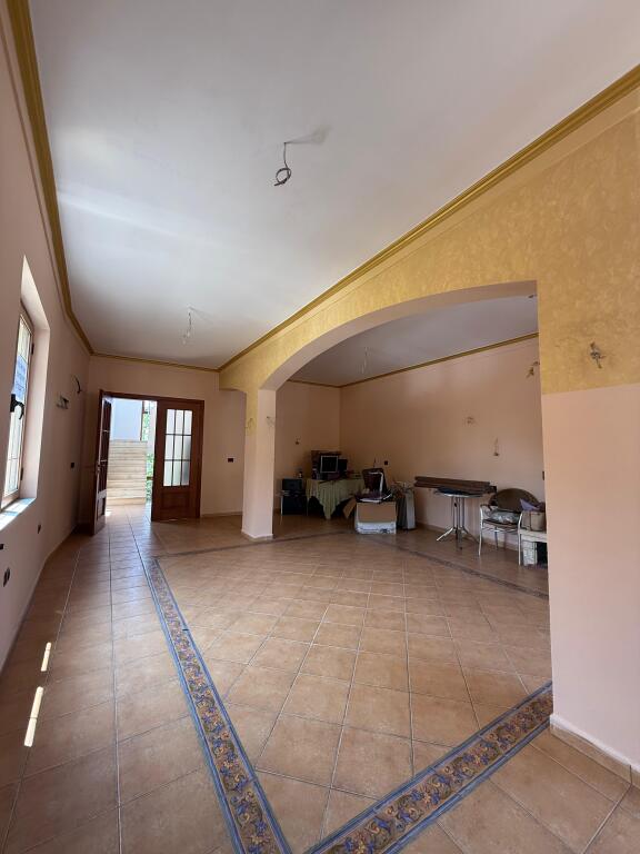 4-story building for rent - Don Bosko, Tirana