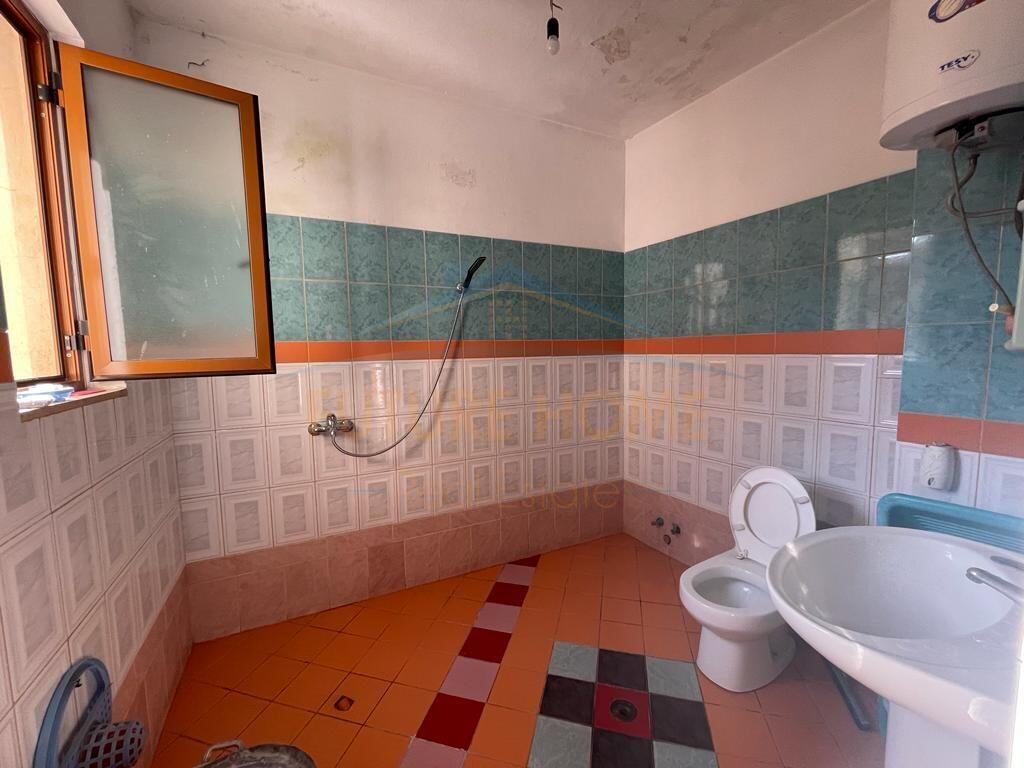 For sale, Private House, Institute