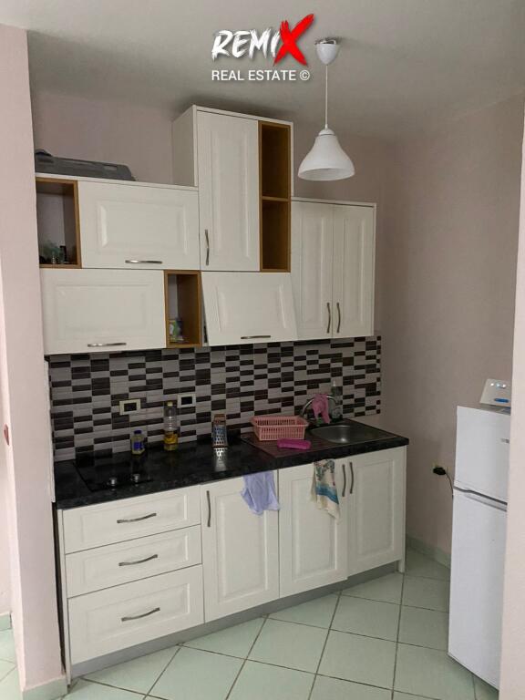 APARTAMENT 1+1 PER SHITJE TEK RROTA E KUQE, PLAZH DURRËS