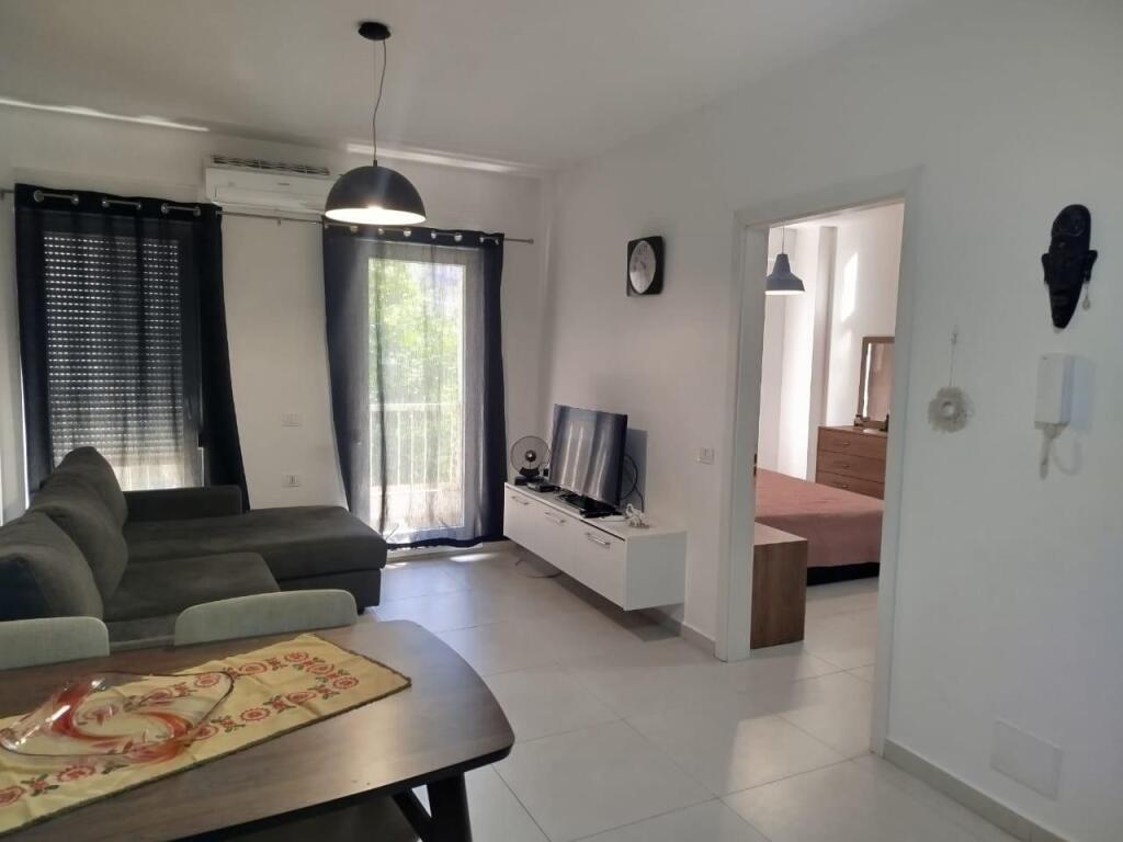 Apartament 1+1 për qira