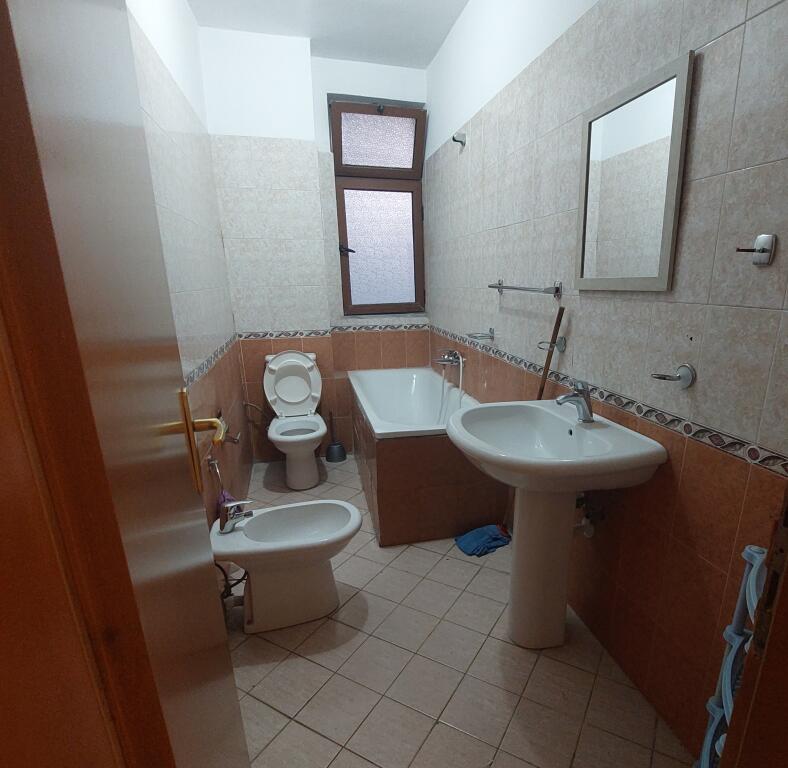 Apartment 1+1 for sale on Myslym Shyri street!