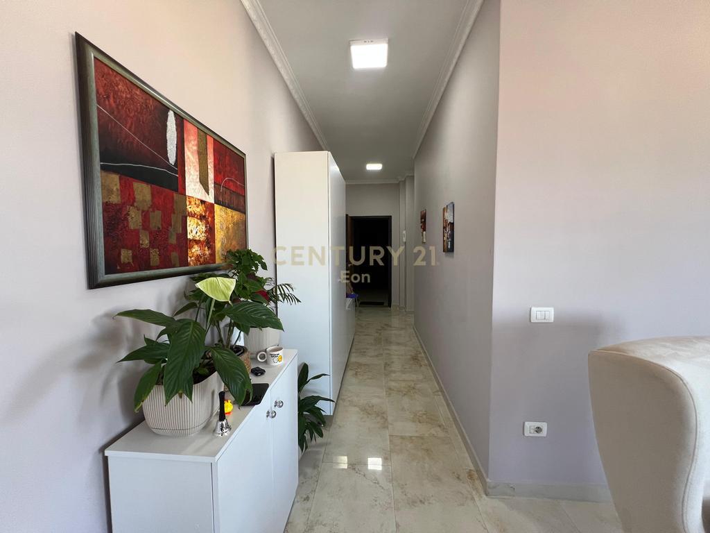 Qera, Apartament 2+1 Pamje deti, Gjykata, Durrës !