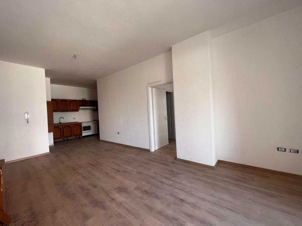 For sale, Apartment 2+1+balcony, "Ish Fusha e Aviacionit" Tirana.