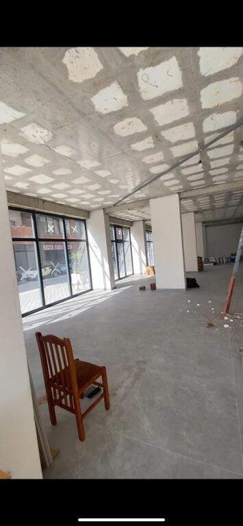 Business space for rent in Kamez