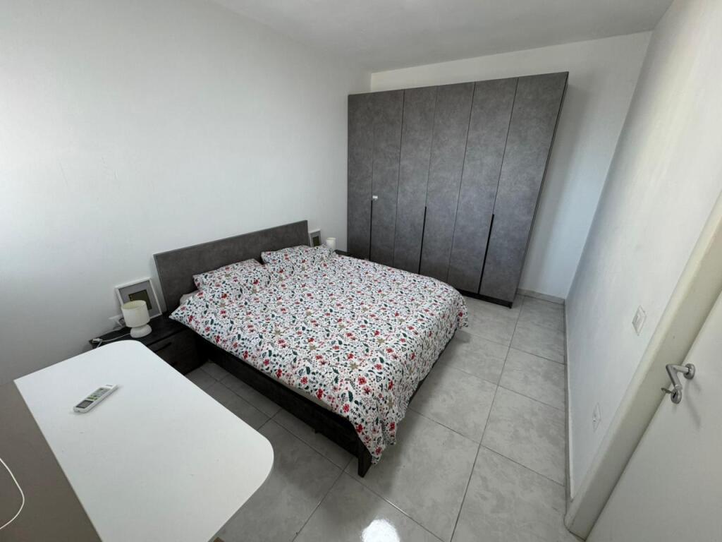 SUPER APARTAMENT PËR SHITJE ME PAMJE DETI TEK RROTA E KUQE!!