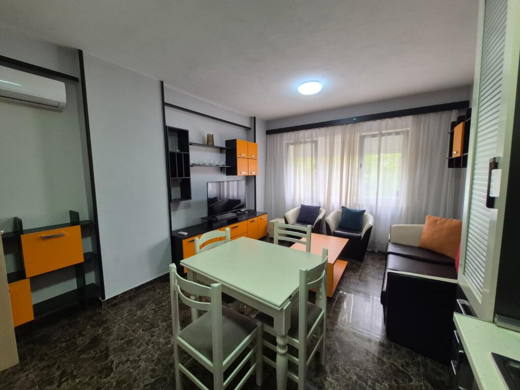 Apartment 1+1 for rent on Rruga e Kosovareve.