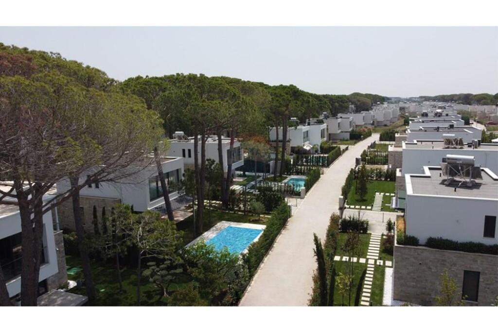 Vila për shitje 4+1, San Pietro/Melia Resort