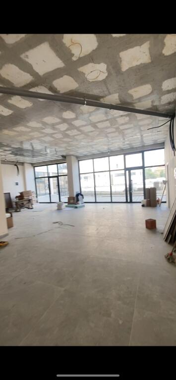 Business space for rent in Kamez