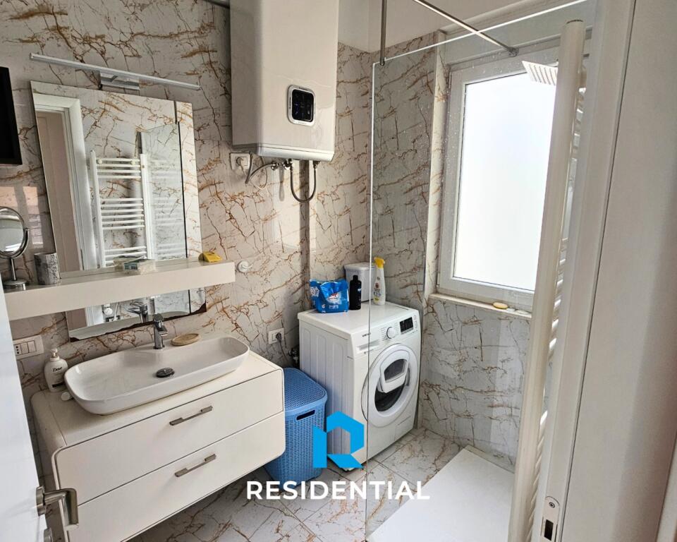 Tek Kompleksi FZ, Jepet Me Qira Apartament 2+1+2 Garazhe!