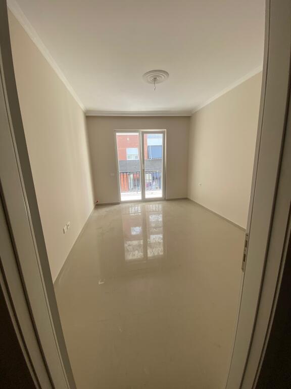 For rent 2+1 empty in Kamez