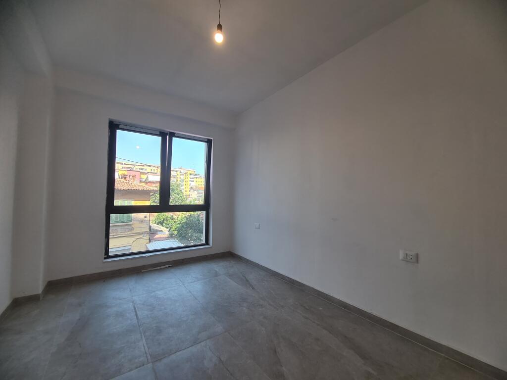 Apartment 2+1 for sale in Myslym Shyr