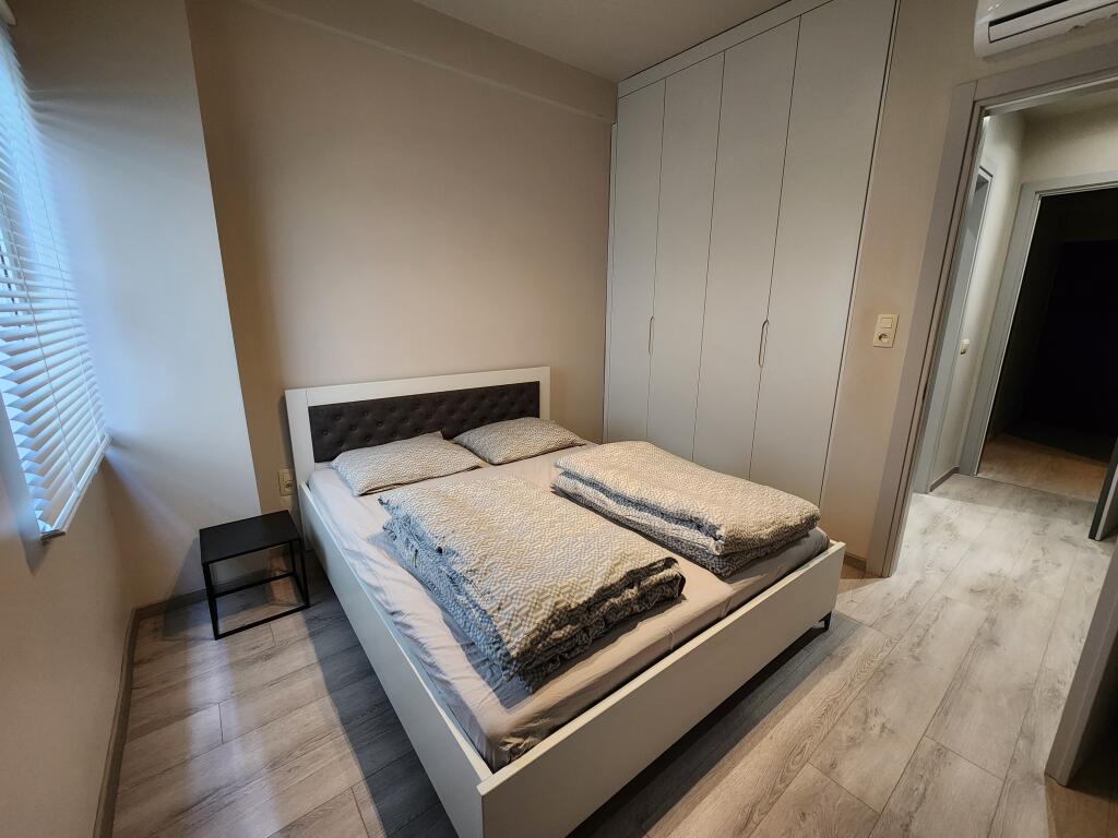  In Affitto: Appartamento 1+1 con Balcone | Lago Artificiale – Prima Linea, Palazzo Swan | Prima Locazione | €700/mese