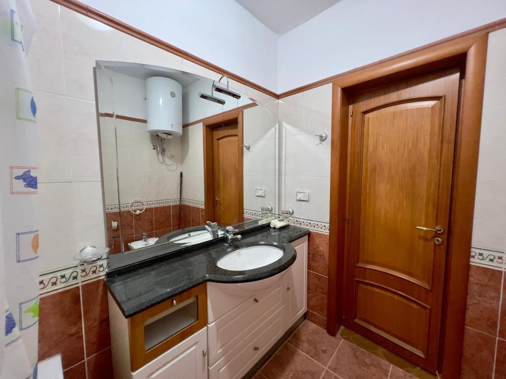 We are renting an Apartment 2+1+2 near Ish Ekspozita!!