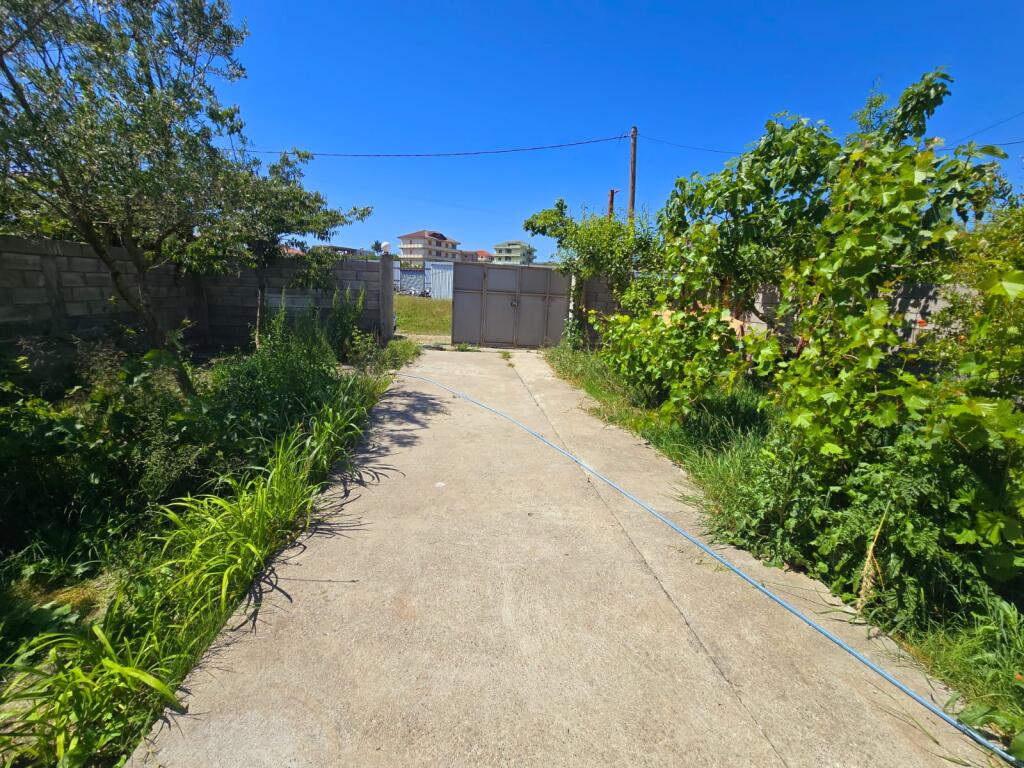 FOR RENT PRIVATE VILLA IN SHENAVLASH NEAR THE HIGHWAY