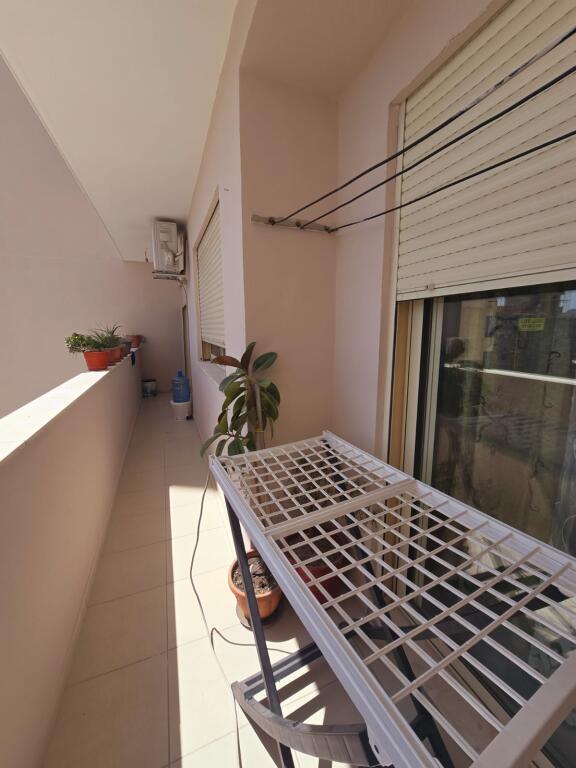 SHITET APARTAMENT 2+1+2 TEK ISH URT DURRES