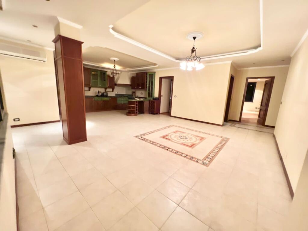 ‼️ Office Space for Rent! 📍Cafe Roma, Bulevardi Bajram Curri ‼️