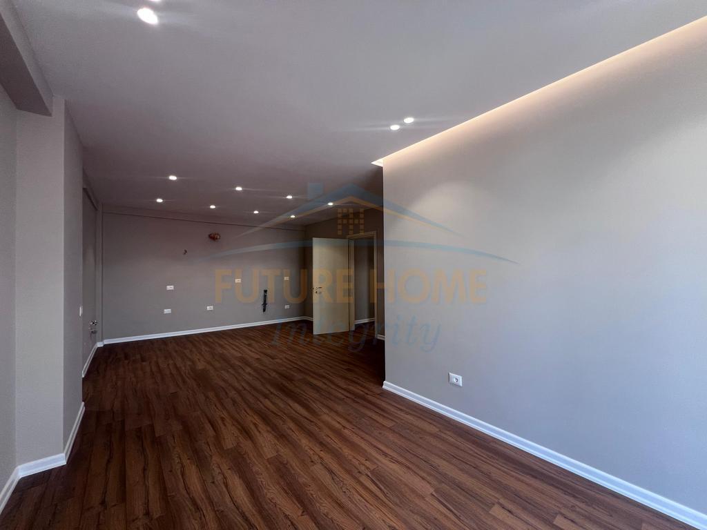 For sale, Apartment 2+1+2, Unaza e Re, Tirana.