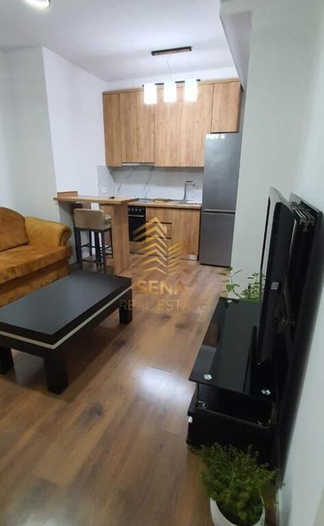 Qira, Apartament 1+1+blk, Rruga e Dibres prane Shkolles se Bashkuar