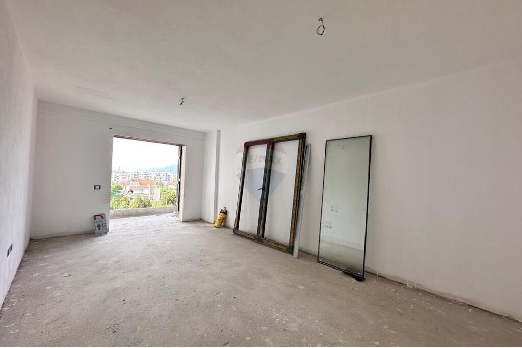 Bulevardi i Ri Kompleksi Ndregjoni Shitet apartament 1 + 1