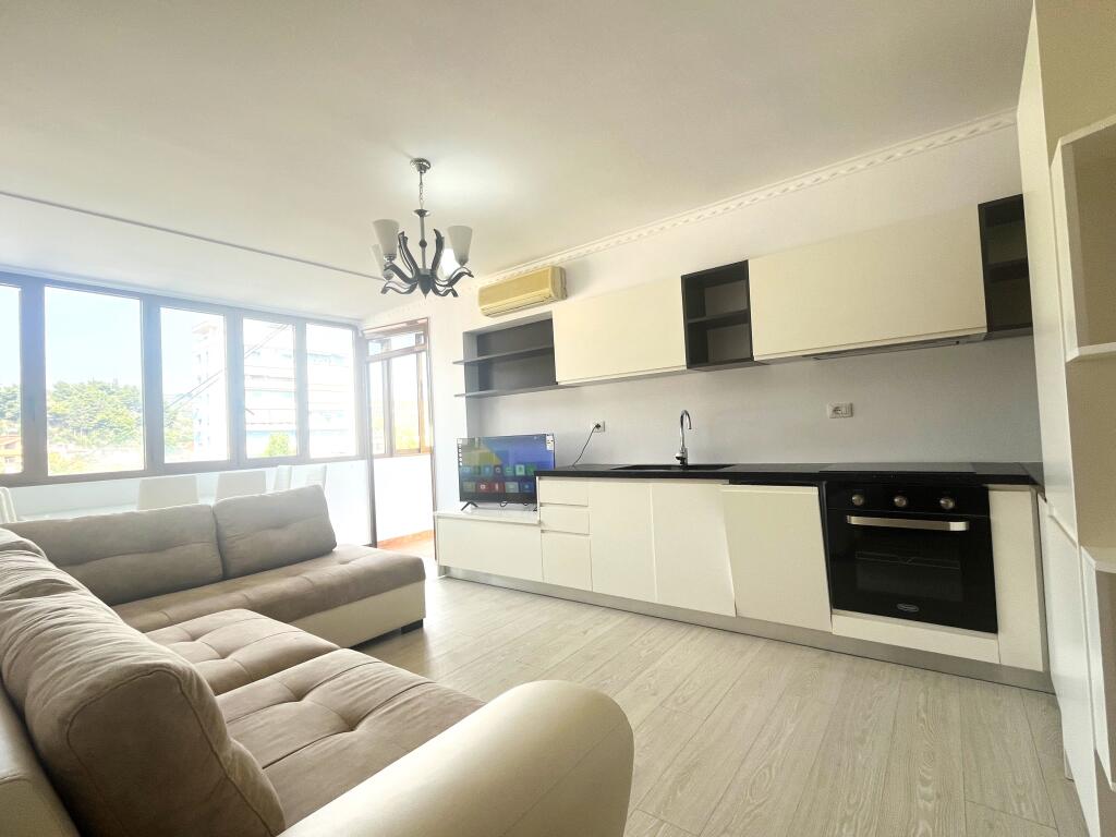 Fully furnished apartment in a quiet area near the police station