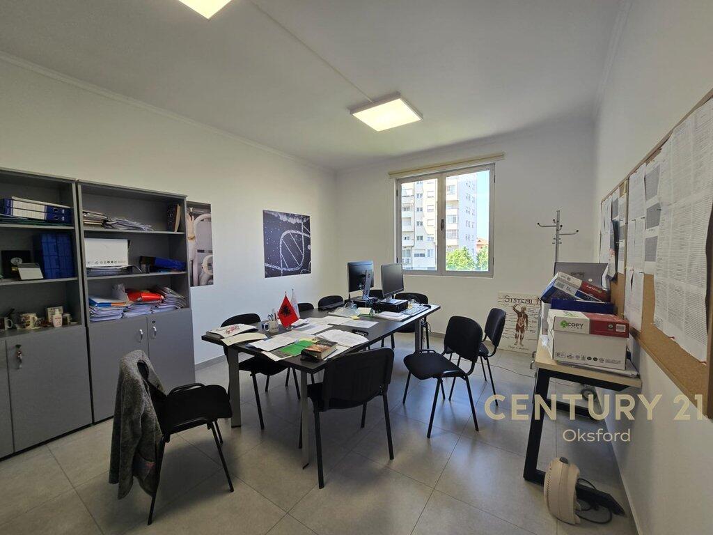 FOR RENT MULTIFUNCTIONAL BUILDING 4 FLOORS NEAR DELIJORGJIT