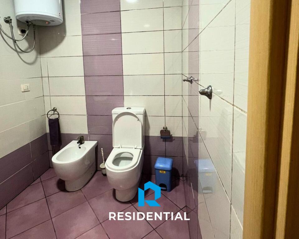 Ne Astir, jepet me qira apartament 2+1+2 i mobiluar!