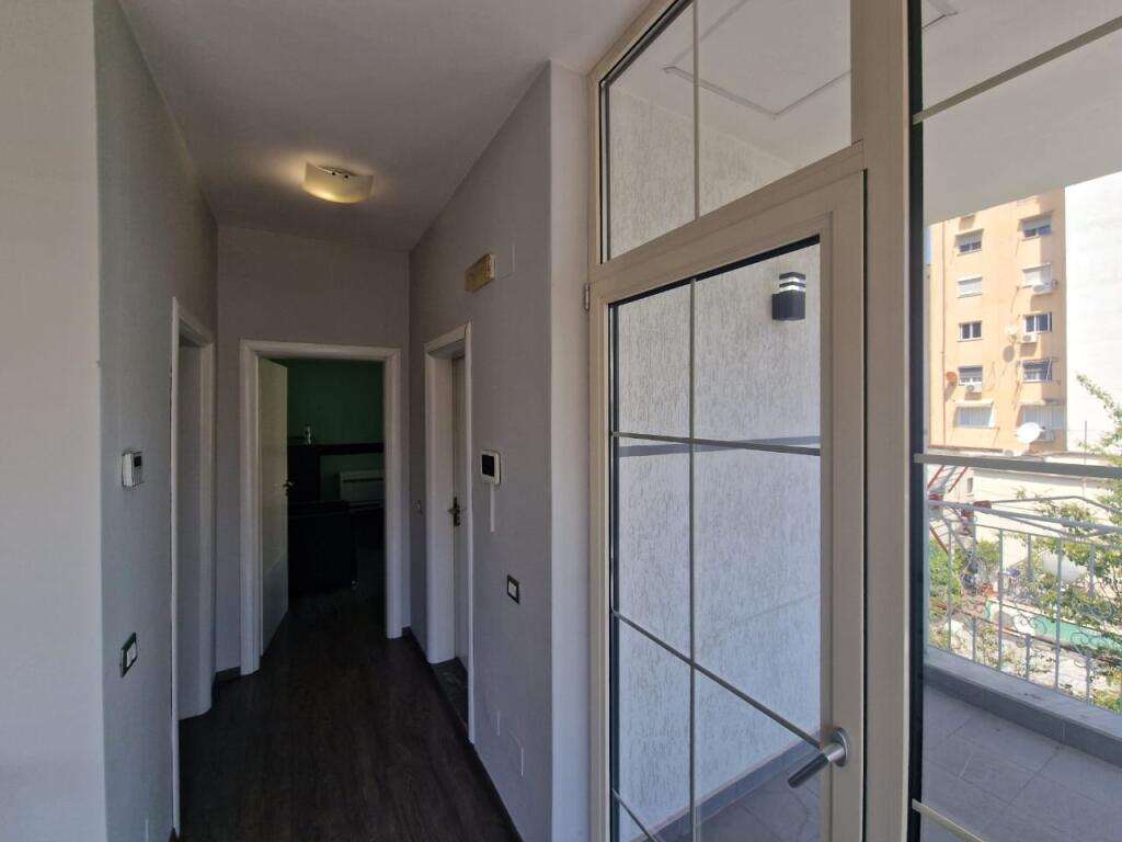 Apartament për Zyra
