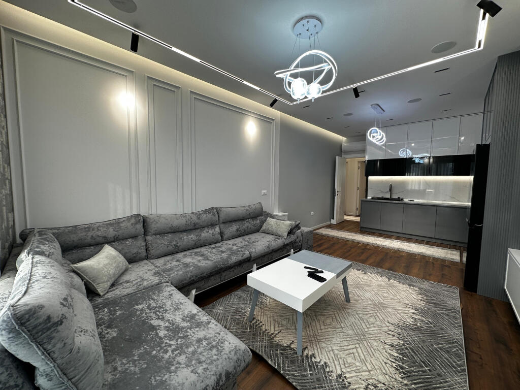 Apartament Me Qera 2+1+2+Post Parkimi tek Farmacia 10 (ID B2201067) Tirane