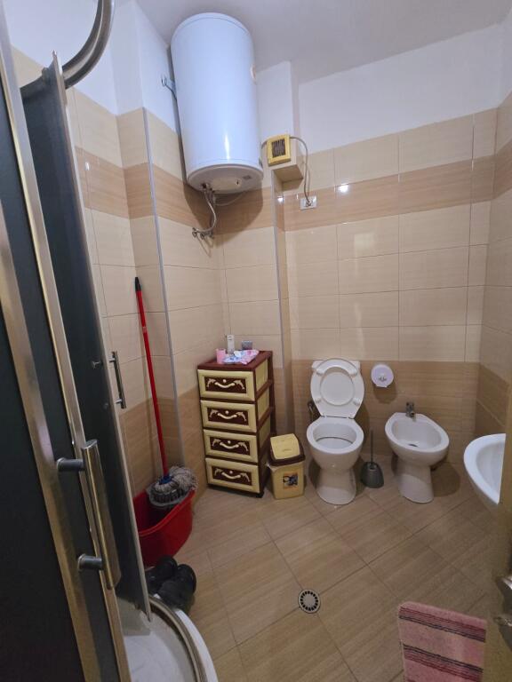 SHITET APARTAMENT 2+1+2 TEK ISH URT DURRES