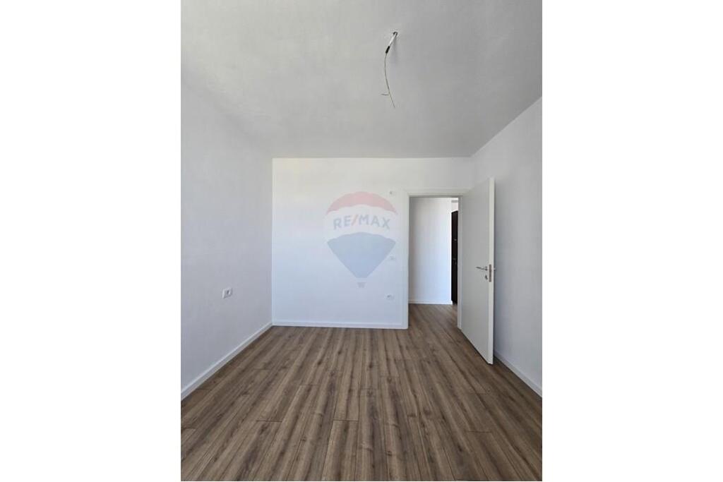 Apartament për shitje (1+1) Kompleksi Tom Doshi