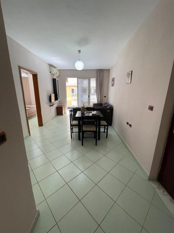 SHITET APARTAMENT 1+1 TEK RROTA E KUQE DURRES