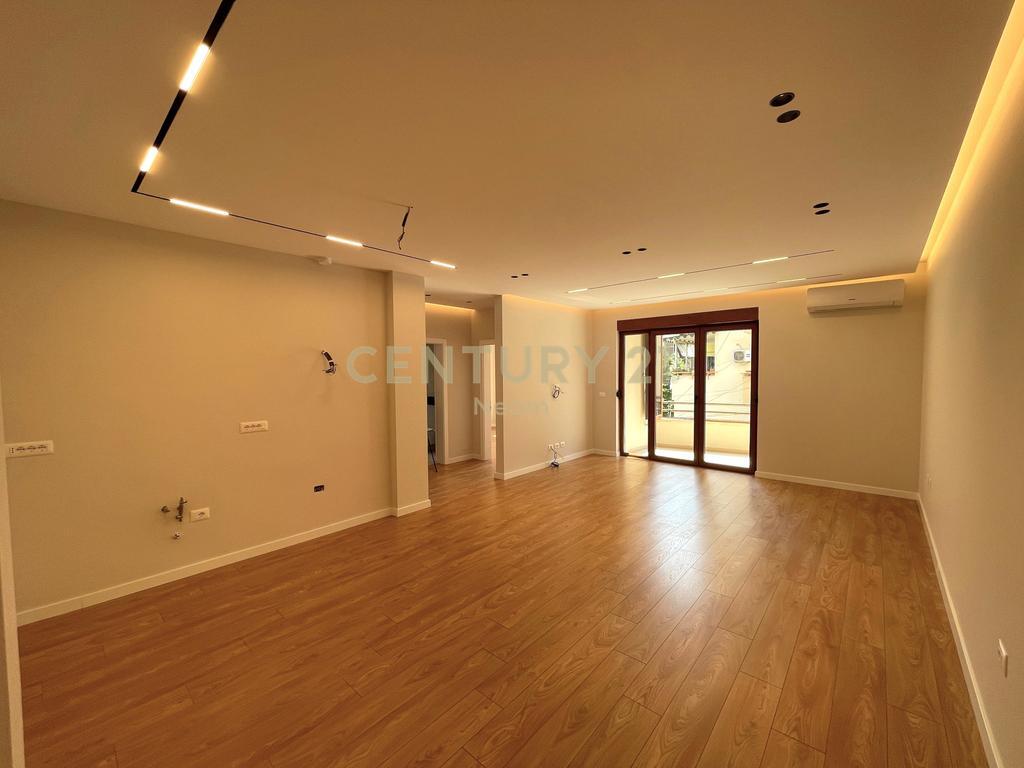 FOR SALE, PREMIUM 2+1 APARTMENT, KODRA DIELLIT!