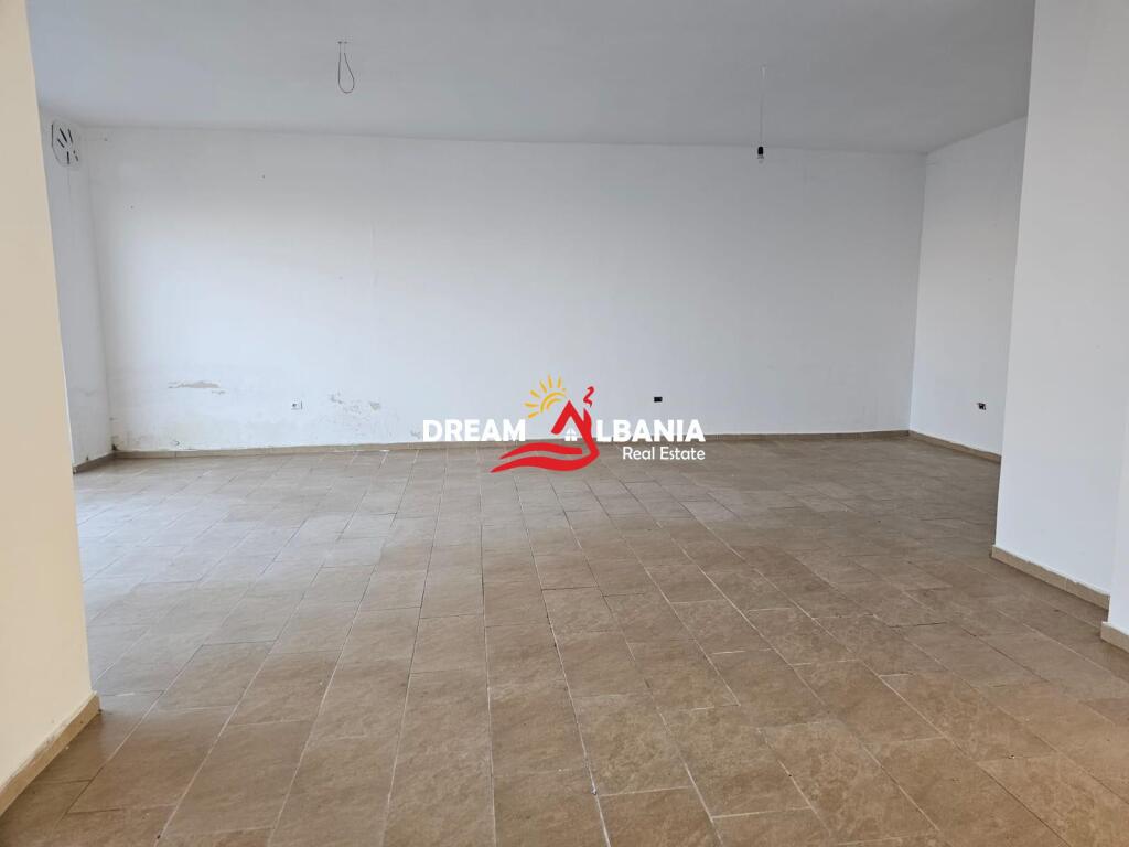Magazzino in affitto in Rruga Eltion Frroku - Ardeno (ID 4281268)