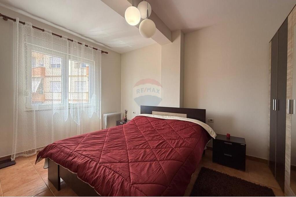JEPET ME QIRA APARTAMENTI 1+1 RRUGA E ELBASANIT