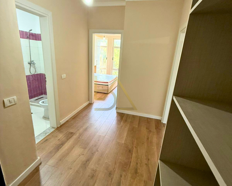 For sale Apartment 1+1 – Shkëmbi i Kavajës