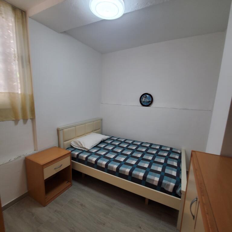 Apartament 2+1 me qira prane Rruges se Durresit!