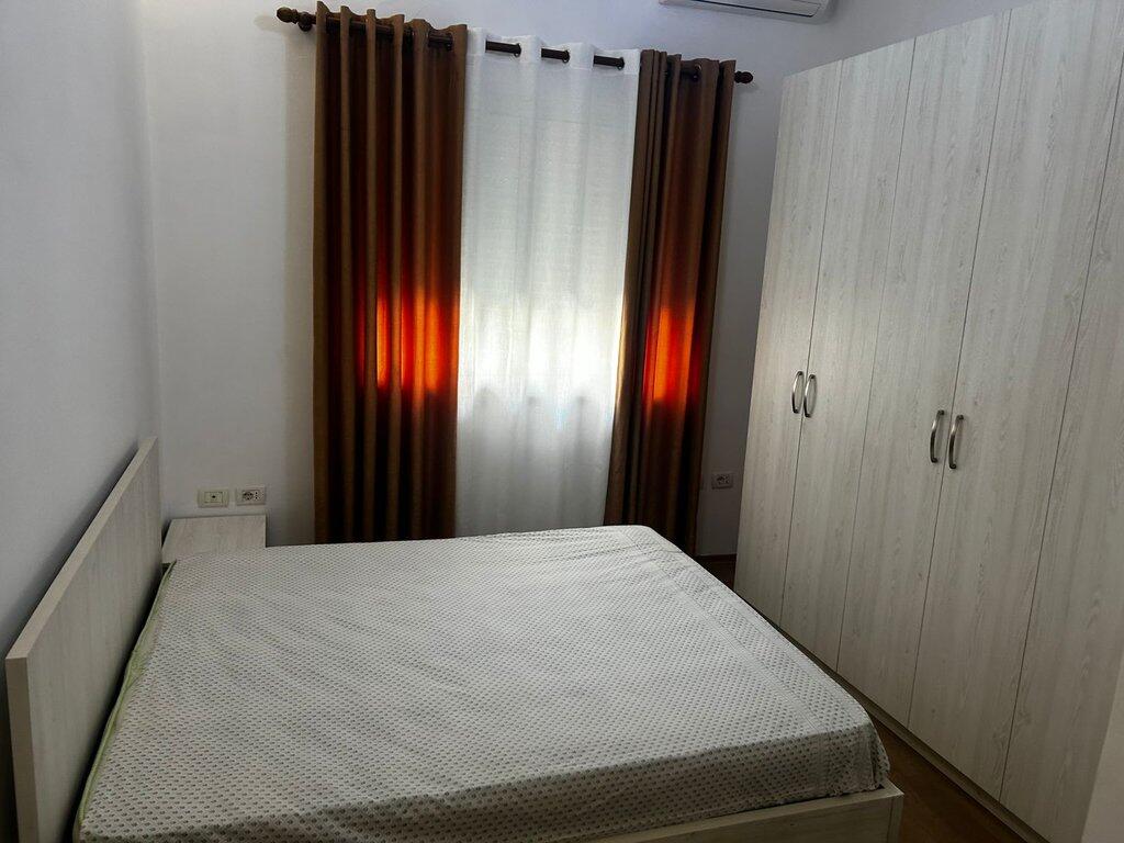 Rent, Apartment 1+1+Storage, Golden Park Complex, Tirana.