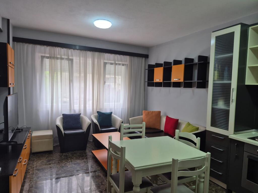 Apartment 1+1 for rent on Rruga e Kosovareve.