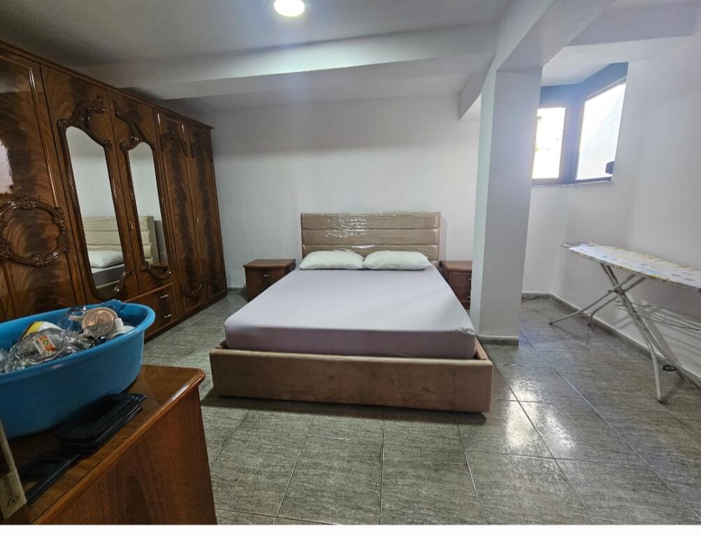 Apartament 1+1 Ish atsh (Prane Rruges Elbasanit)