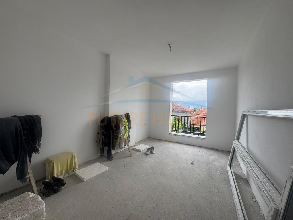In vendita, Appartamento 2+1, Kamez, Tirana.