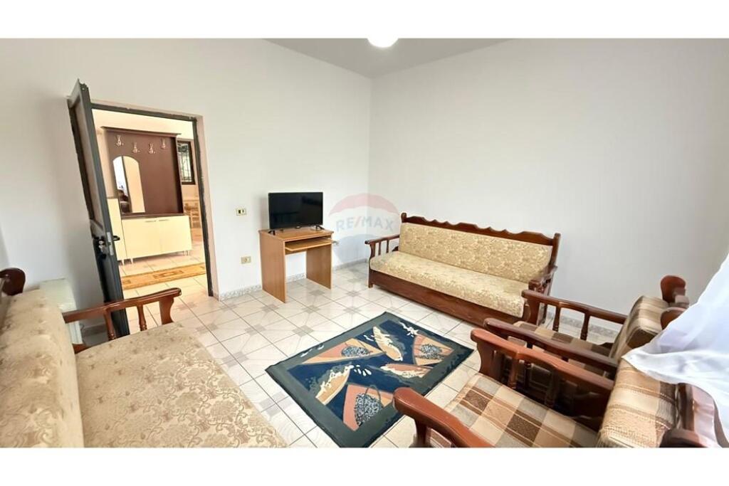2+1 apartment at the Arrow Building!