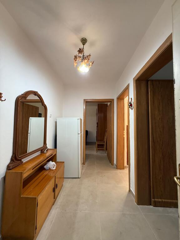 In Affitto Appartamento 2+1+1 Balcone