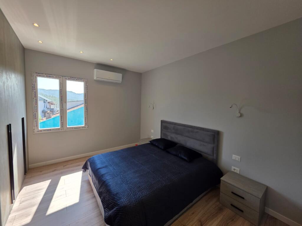 Jepet apartament 1+1 ne Sauk te vjeter!